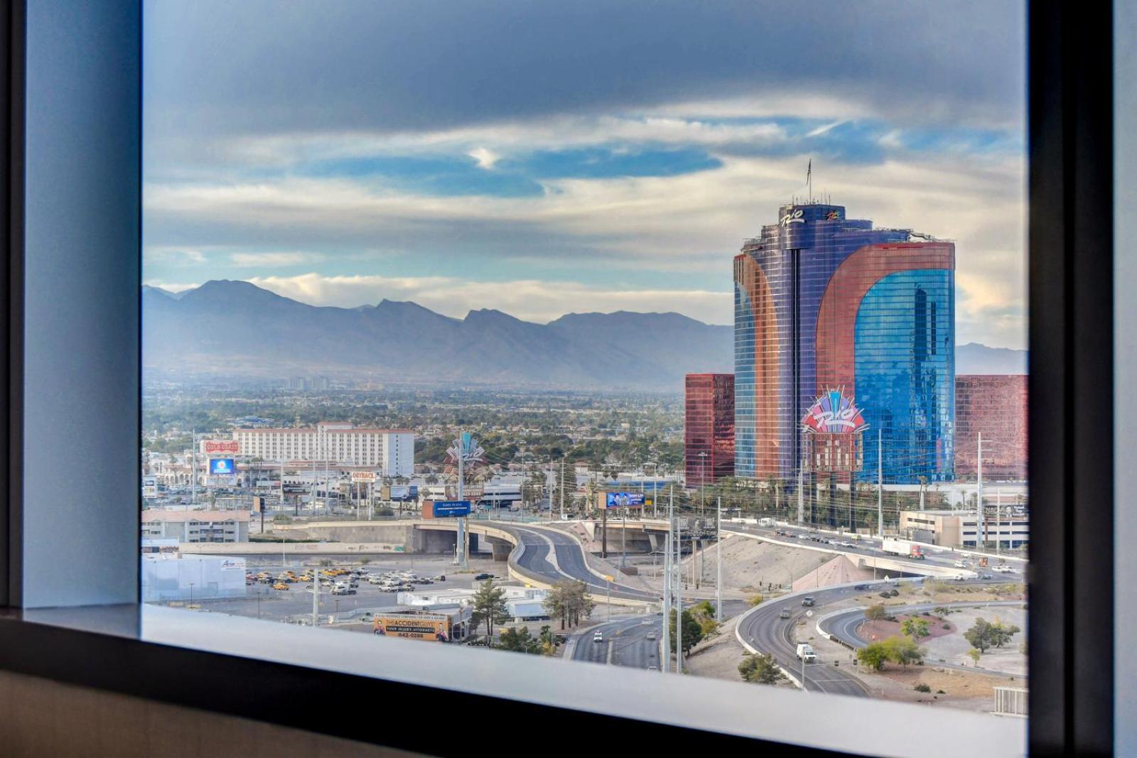 Vdara Hotel & Spa Las Vegas Exterior photo